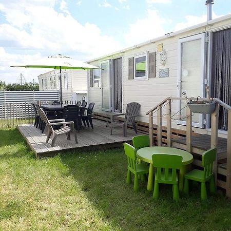 Luxe Vakantiechalet Met Omheinde Tuin Bredene 6Pers ภายนอก รูปภาพ