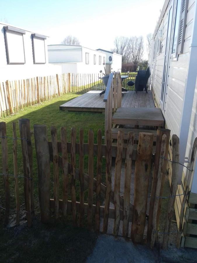 Luxe Vakantiechalet Met Omheinde Tuin Bredene 6Pers ภายนอก รูปภาพ