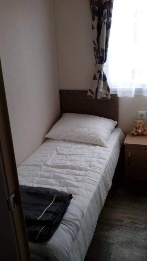 Luxe Vakantiechalet Met Omheinde Tuin Bredene 6Pers ภายนอก รูปภาพ