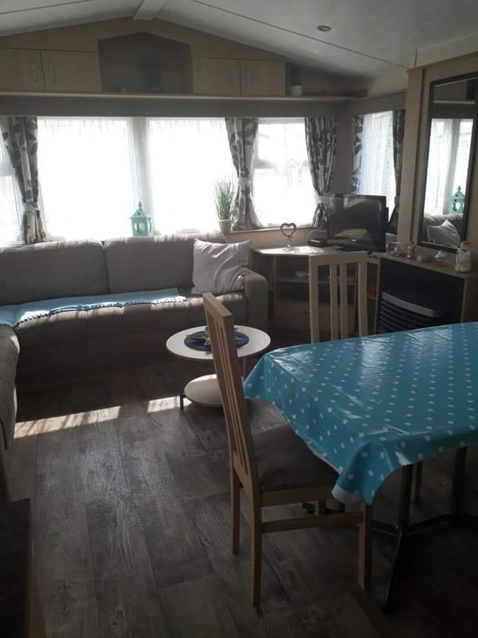 Luxe Vakantiechalet Met Omheinde Tuin Bredene 6Pers ภายนอก รูปภาพ